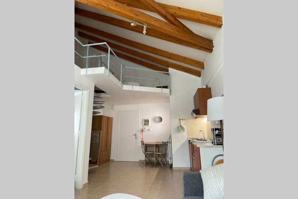 Attic Studio Stay Kalamata Ngoại thất bức ảnh